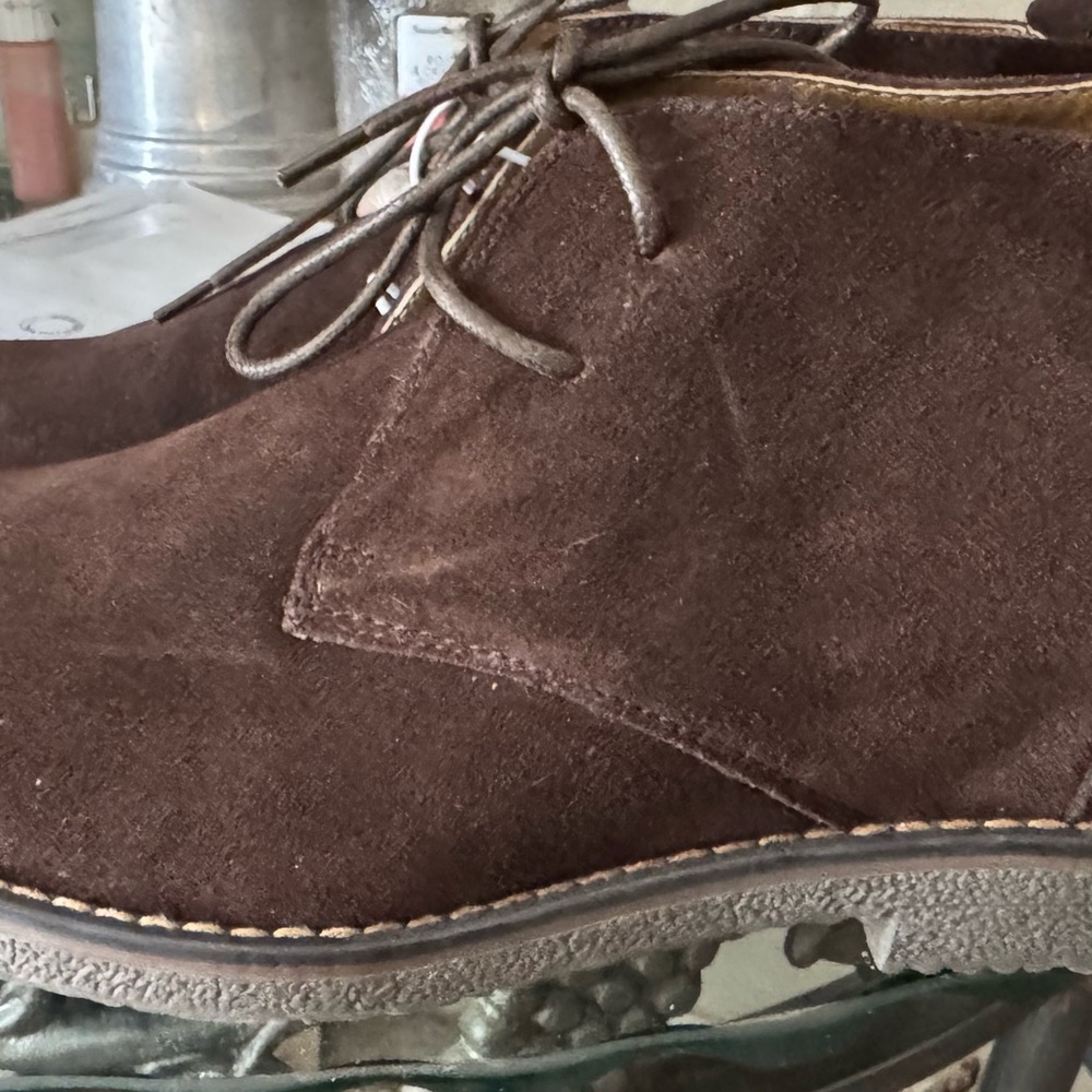 G.H. Bass & Co. Brown Chukka Boots Suede Lace-Up
